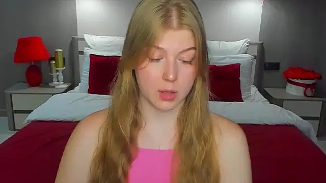 Snapshot of Stella_Light chatting on July 6, 2026, 5:36 am Stella Light online show from July 6, 2026, 5:36 am