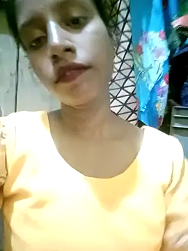 Snapshot of Rutika-G chatting on October 25, 2025, 12:28 pm Rutika-G online show from October 25, 2025, 12:28 pm