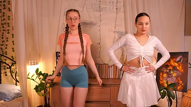 Snapshot of ArianaSweazy chatting on November 1, 2025, 11:04 am ArianaSweazy online show from November 1, 2025, 11:04 am