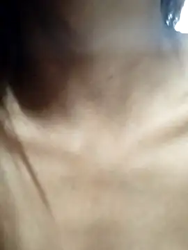 Snapshot of Aaliya_BigBoobs_1 chatting on November 2, 2025, 8:30 am Aaliya BigBoobs 1 online show from November 2, 2025, 8:30 am