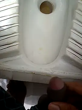 Snapshot of kumarstelugu chatting on October 23, 2025, 2:32 am kumarstelugu online show from October 23, 2025, 2:32 am