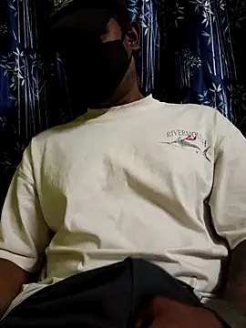 Snapshot of bindasbruno chatting on November 3, 2025, 8:01 pm bindasbruno online show from November 3, 2025, 8:01 pm