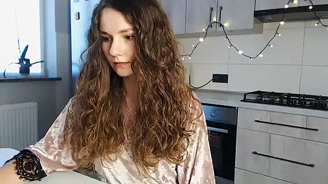 MilenaRossa online show from October 27, 2025, 1:56 pm