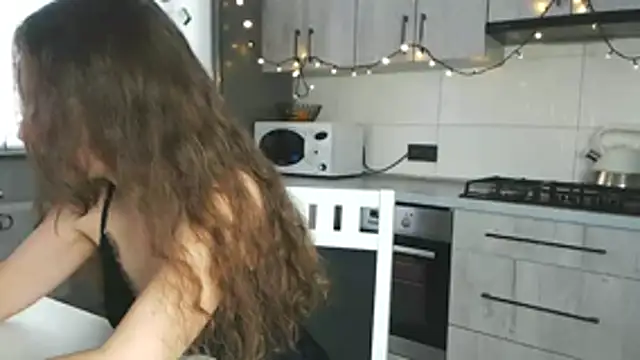 MilenaRossa online show from October 29, 2025, 11:42 am