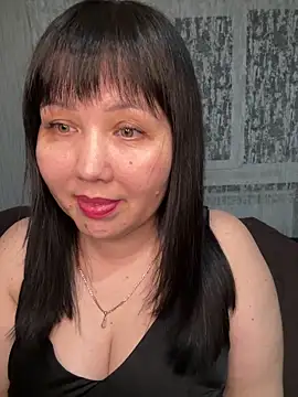 Love  Mom online show from March 22, 2026, 10:00 pm