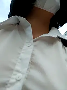 Snapshot of Mina-02 chatting on October 29, 2025, 6:01 am Mina-02 online show from October 29, 2025, 6:01 am