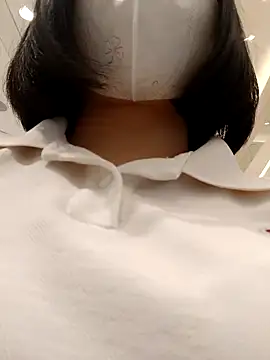 Snapshot of Mina-02 chatting on November 26, 2025, 6:02 am Mina-02 online show from November 26, 2025, 6:02 am