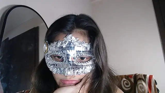 Hottie hania online show from December 17, 2025, 6:35 pm