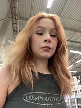 Eliiizaaa online show from November 17, 2025, 9:52 pm