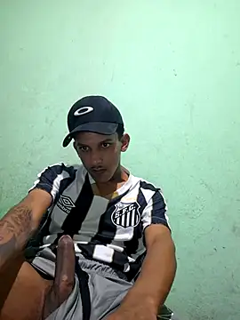 pretonovinho57 online show from November 3, 2025, 11:30 pm