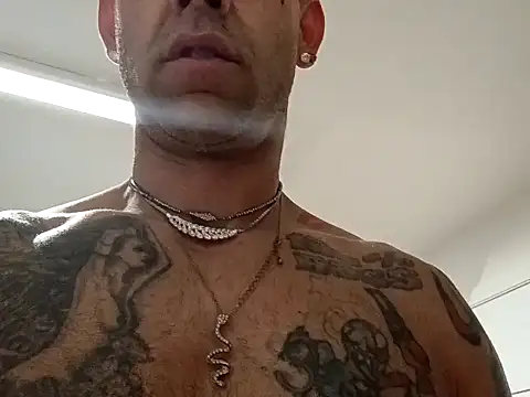 Snapshot of alphacloudGod chatting on October 30, 2025, 2:43 am alphacloudGod online show from October 30, 2025, 2:43 am