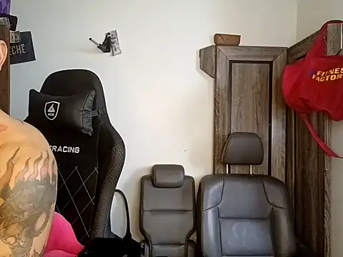 Snapshot of alphacloudGod chatting on November 22, 2025, 7:46 pm alphacloudGod online show from November 22, 2025, 7:46 pm