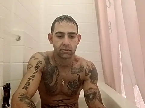 Snapshot of alphacloudGod chatting on October 21, 2025, 6:29 pm alphacloudGod online show from October 21, 2025, 6:29 pm