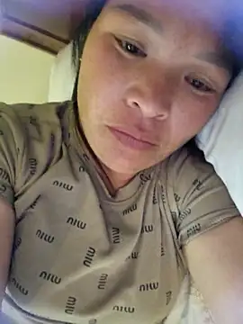 chipu06 online show from April 30, 2026, 3:52 pm