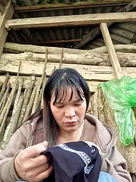 Snapshot of chipu06 chatting on November 15, 2025, 3:32 am chipu06 online show from November 15, 2025, 3:32 am