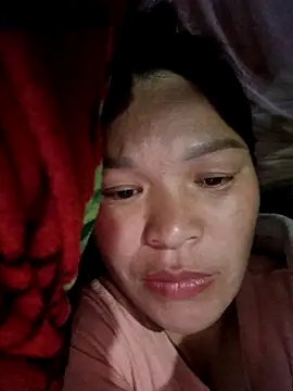 chipu06 online show from December 21, 2025, 11:27 pm