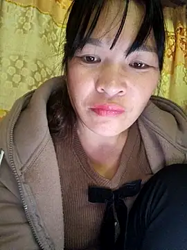 Snapshot of chipu06 chatting on December 2, 2025, 2:01 am chipu06 online show from December 2, 2025, 2:01 am