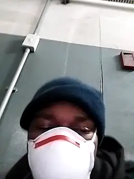 Snapshot of loVbRo1 chatting on November 17, 2025, 1:42 am loVbRo1 online show from November 17, 2025, 1:42 am