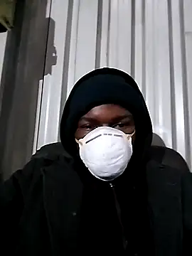 Snapshot of loVbRo1 chatting on October 29, 2025, 10:42 pm loVbRo1 online show from October 29, 2025, 10:42 pm