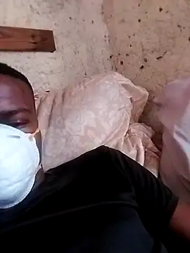 Snapshot of loVbRo1 chatting on November 15, 2025, 10:52 am loVbRo1 online show from November 15, 2025, 10:52 am