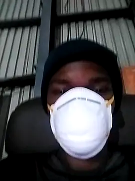 Snapshot of loVbRo1 chatting on November 14, 2025, 6:33 pm loVbRo1 online show from November 14, 2025, 6:33 pm