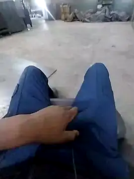 Snapshot of loVbRo1 chatting on November 4, 2025, 2:48 am loVbRo1 online show from November 4, 2025, 2:48 am