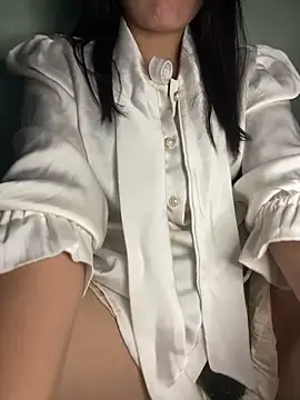 Winny-sexy online show from March 2, 2026, 11:44 pm