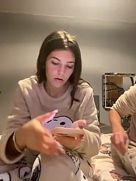 Brunnettebabe007 online show from November 8, 2025, 4:16 am