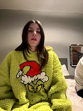 Brunnettebabe007 online show from December 17, 2025, 1:43 am