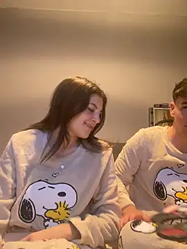 Brunnettebabe007 online show from November 7, 2025, 2:27 am