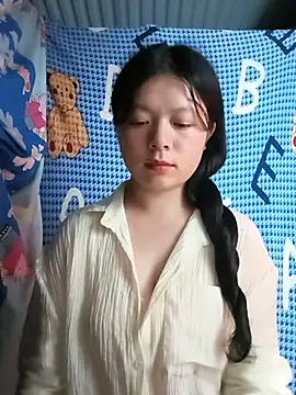 Snapshot of lisa-bae00 chatting on July 13, 2026, 2:16 pm lisa-bae00 online show from July 13, 2026, 2:16 pm
