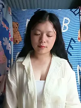Snapshot of lisa-bae00 chatting on July 1, 2026, 1:11 pm lisa-bae00 online show from July 1, 2026, 1:11 pm