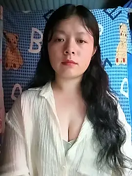 Snapshot of lisa-bae00 chatting on July 28, 2026, 2:13 pm lisa-bae00 online show from July 28, 2026, 2:13 pm