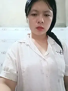 Snapshot of lisa-bae00 chatting on August 1, 2026, 2:26 pm lisa-bae00 online show from August 1, 2026, 2:26 pm