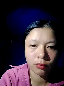 Snapshot of lisa-bae00 chatting on October 20, 2025, 3:23 pm lisa-bae00 online show from October 20, 2025, 3:23 pm