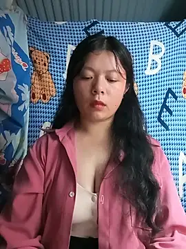 Snapshot of lisa-bae00 chatting on July 11, 2026, 1:44 pm lisa-bae00 online show from July 11, 2026, 1:44 pm