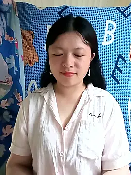 Snapshot of lisa-bae00 chatting on June 13, 2026, 11:30 am lisa-bae00 online show from June 13, 2026, 11:30 am