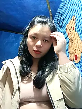 Snapshot of lisa-bae00 chatting on November 21, 2025, 11:53 am lisa-bae00 online show from November 21, 2025, 11:53 am