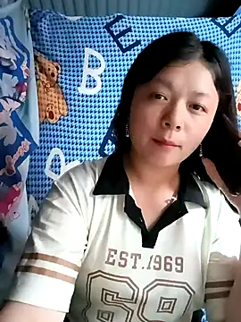 Snapshot of lisa-bae00 chatting on June 23, 2026, 1:20 pm lisa-bae00 online show from June 23, 2026, 1:20 pm