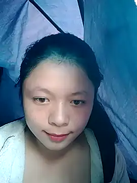 Snapshot of lisa-bae00 chatting on October 27, 2025, 10:05 am lisa-bae00 online show from October 27, 2025, 10:05 am