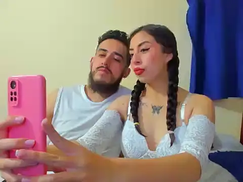 Snapshot of astredad2025 chatting on November 11, 2025, 3:01 am astredad2025 online show from November 11, 2025, 3:01 am