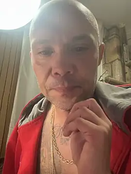 Snapshot of gitanoMad chatting on November 21, 2025, 9:25 pm gitanoMad online show from November 21, 2025, 9:25 pm