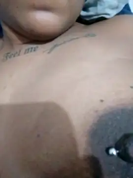 Snapshot of Jennyy31 chatting on October 29, 2025, 1:04 am Jennyy31 online show from October 29, 2025, 1:04 am