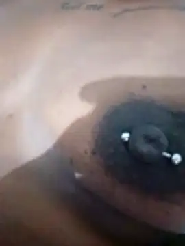 Snapshot of Jennyy31 chatting on December 5, 2025, 12:21 am Jennyy31 online show from December 5, 2025, 12:21 am