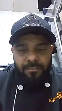 Snapshot of Sfdocom chatting on November 19, 2025, 10:32 pm Sfdocom online show from November 19, 2025, 10:32 pm