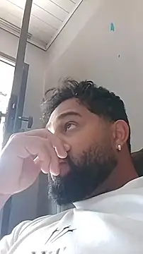 Snapshot of Sfdocom chatting on November 25, 2025, 4:51 pm Sfdocom online show from November 25, 2025, 4:51 pm