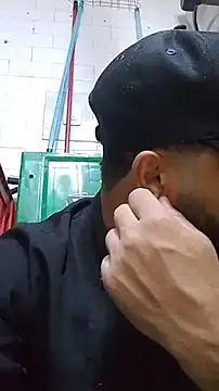 Snapshot of Sfdocom chatting on November 11, 2025, 11:09 pm Sfdocom online show from November 11, 2025, 11:09 pm