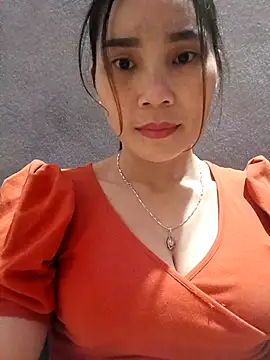 Bear bear0 online show from December 17, 2025, 4:06 am