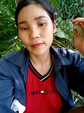 Snapshot of Bear_bear0 chatting on November 14, 2025, 7:56 am Bear bear0 online show from November 14, 2025, 7:56 am