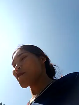 Snapshot of Bear_bear0 chatting on November 13, 2025, 5:33 am Bear bear0 online show from November 13, 2025, 5:33 am